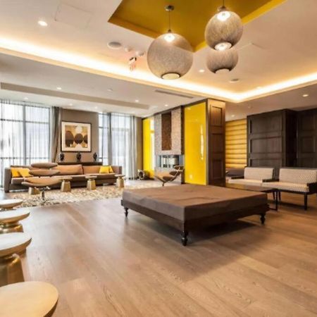 Апартаменти Metropolis Loft - Cn Tower Торонто Екстер'єр фото
