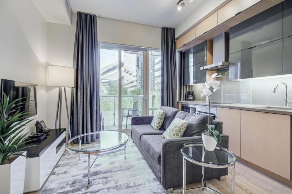 Апартаменти Metropolis Loft - Cn Tower Торонто Екстер'єр фото