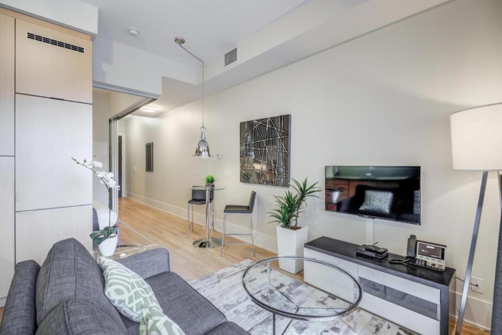 Апартаменти Metropolis Loft - Cn Tower Торонто Екстер'єр фото